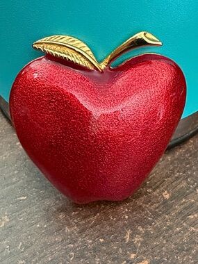 Retro 1980s Red Enamel Apple Pin Gold Tone Costume Jewelry Brooch vintage